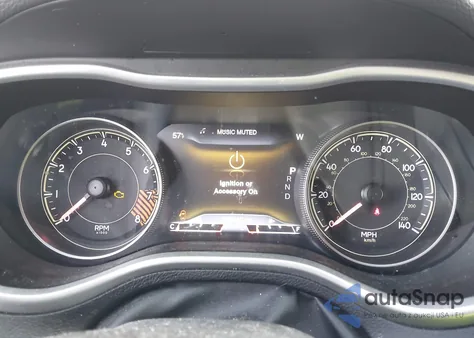 2014 Jeep Cherokee Trailhawk из США, поврежденный, VIN 1C4PJMBS9EW134737